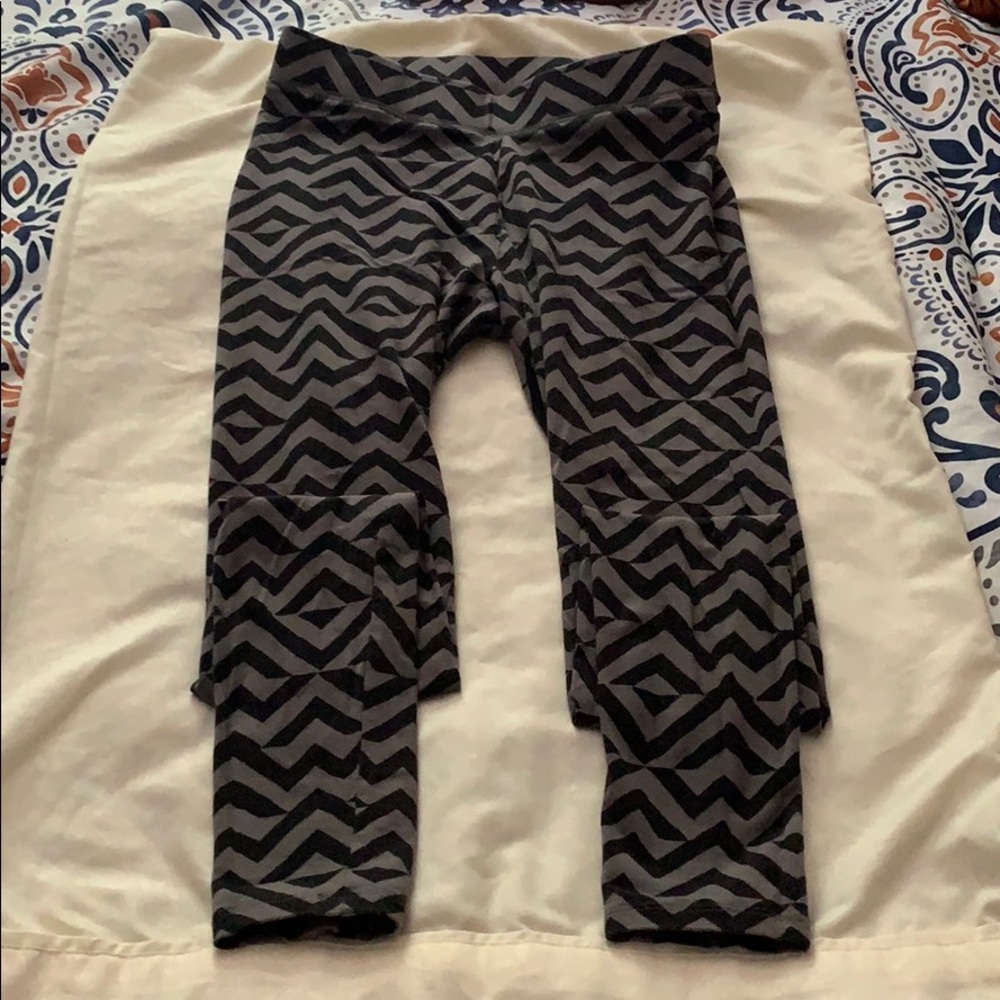 Pink Victoria’s Secret leggings